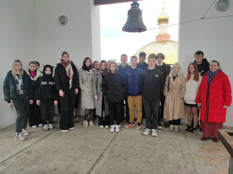 Экскурсия в кафедральный собор святого благоверного князя Александра Невского.